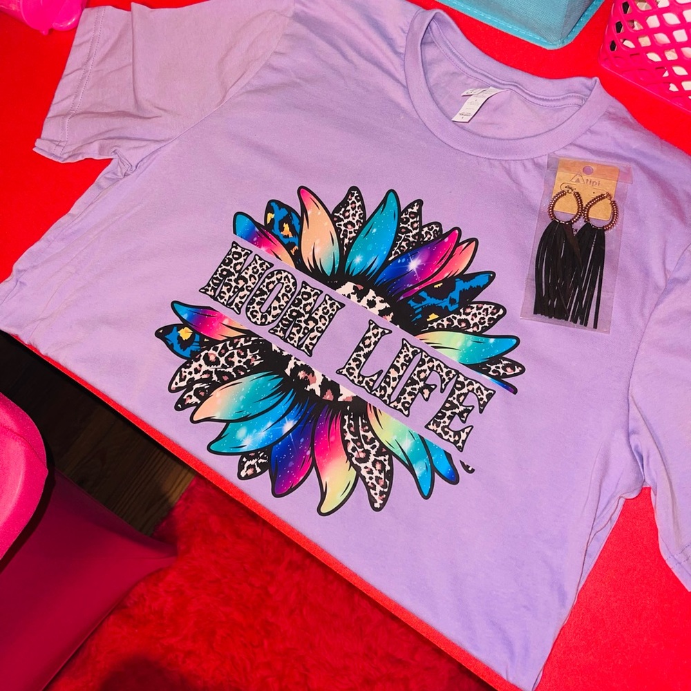 Mom Life Cheetah Sunflower T-shirt